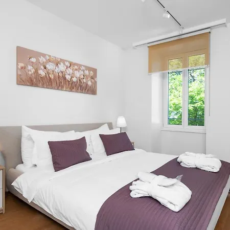 Grand Rue - Swiss Montreux