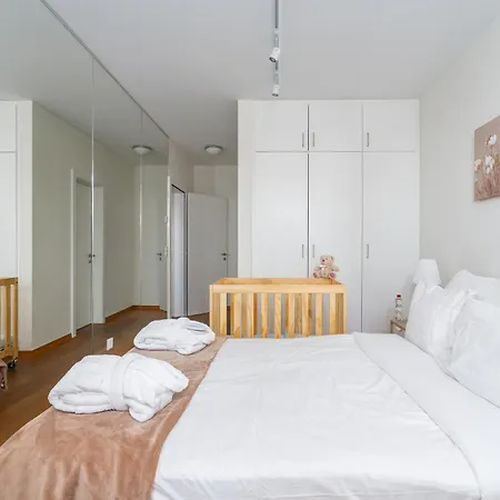 Grand Rue - Swiss Apartment *