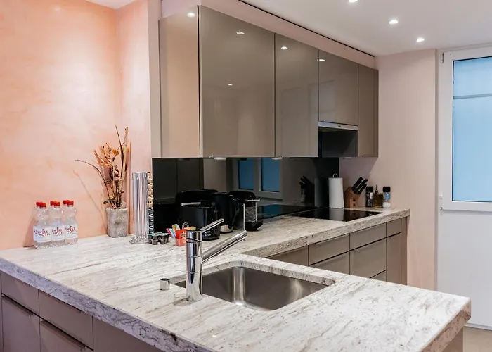 Grand Rue - Swiss Montreux