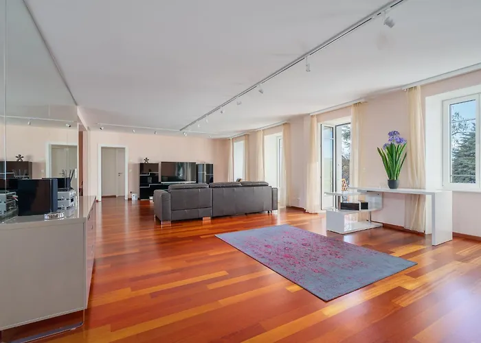 Grand Rue - Swiss * مونترو