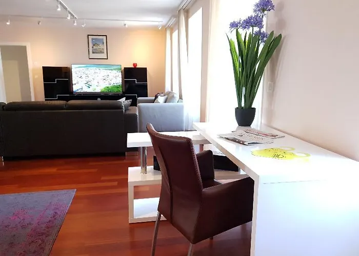 Grand Rue - Swiss * مونترو